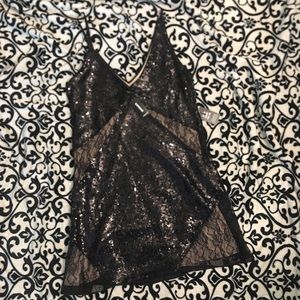 **BNWT** EXPRESS Sequin LBD 💣